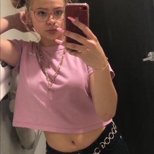 Meet your Posher, Ella